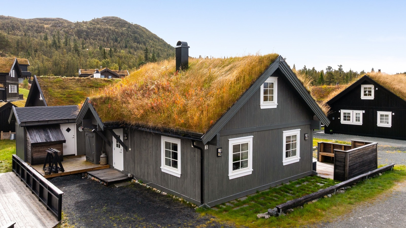 Enkel adkomst og enkelt vedlikehold. Romslig parkering og beliggenhet rett ved skiløypa Galleribilde