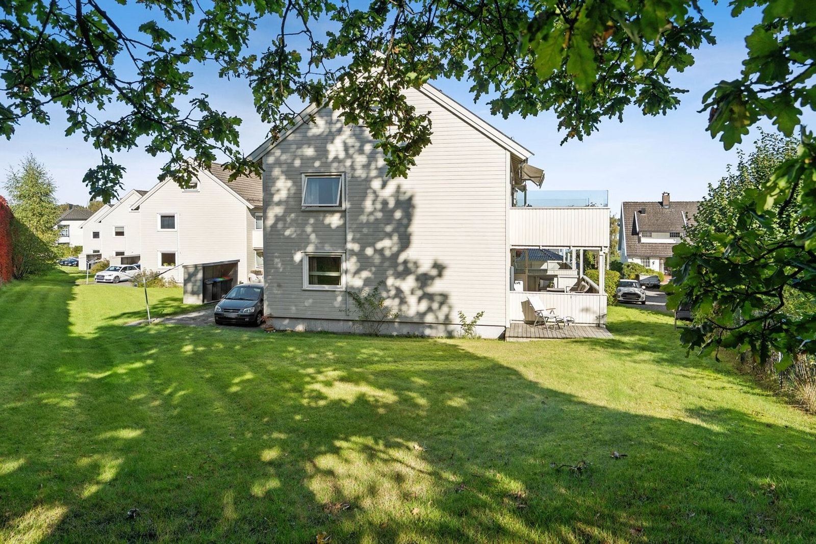 Leiligheten ligger rolig og fint til på enden. Galleribilde