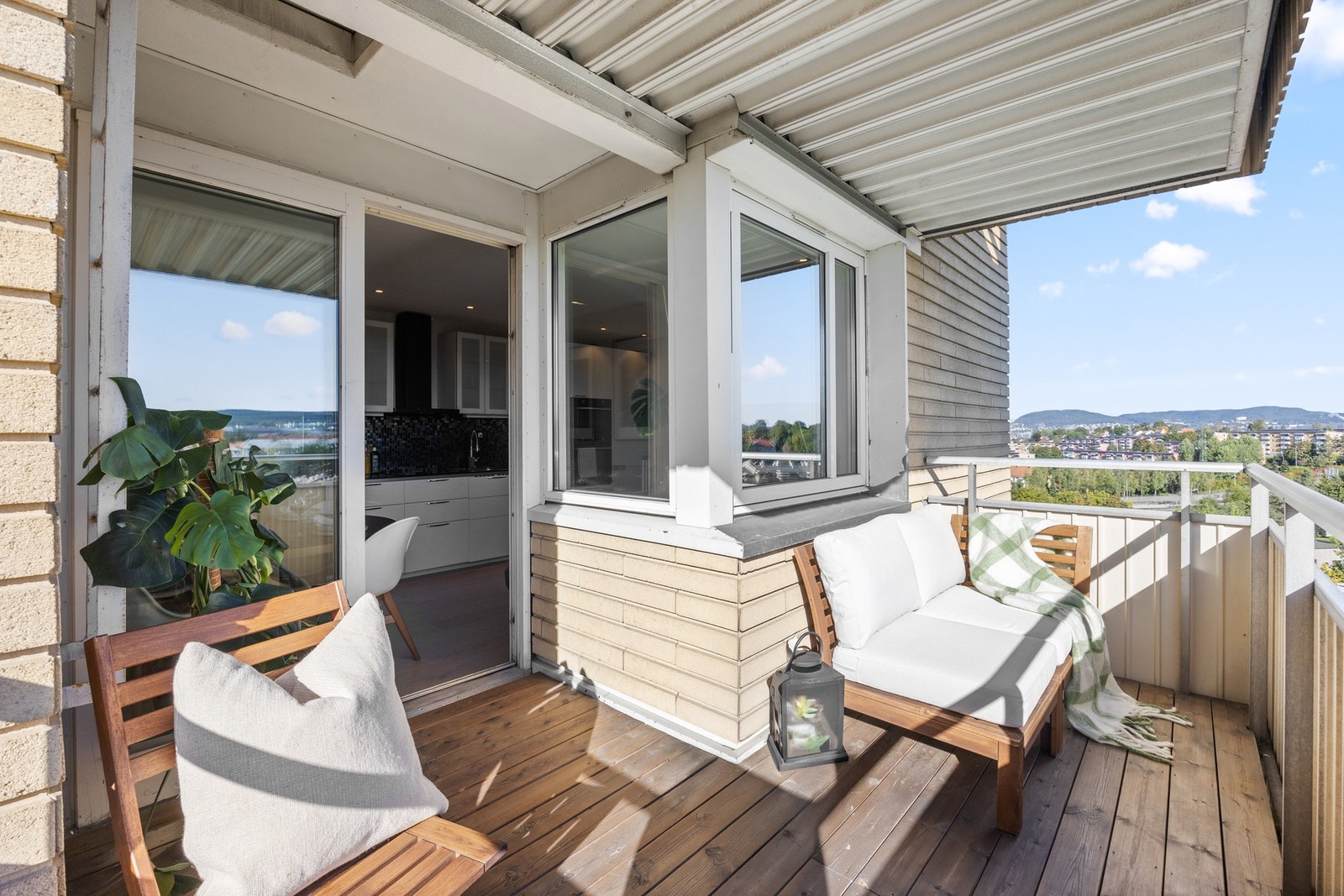 Her kan varme sommerdager nytes utendørs. Galleribilde