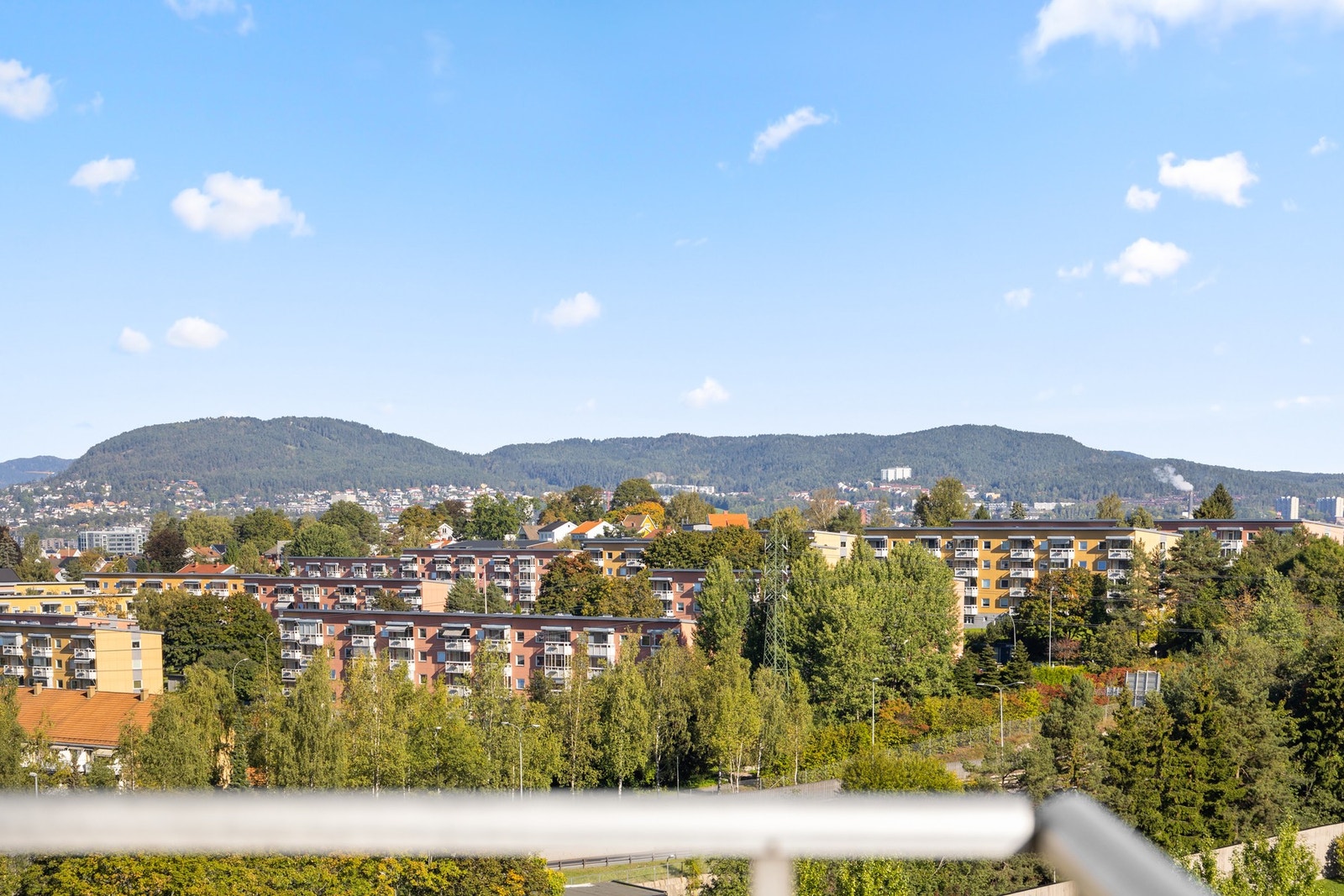 Deler av utsikten fra balkongen! Galleribilde