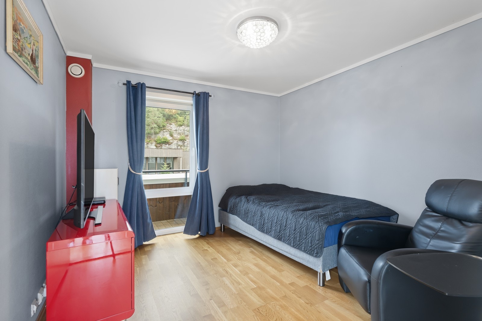 Soverom 2 av 4 (3. etg) Galleribilde