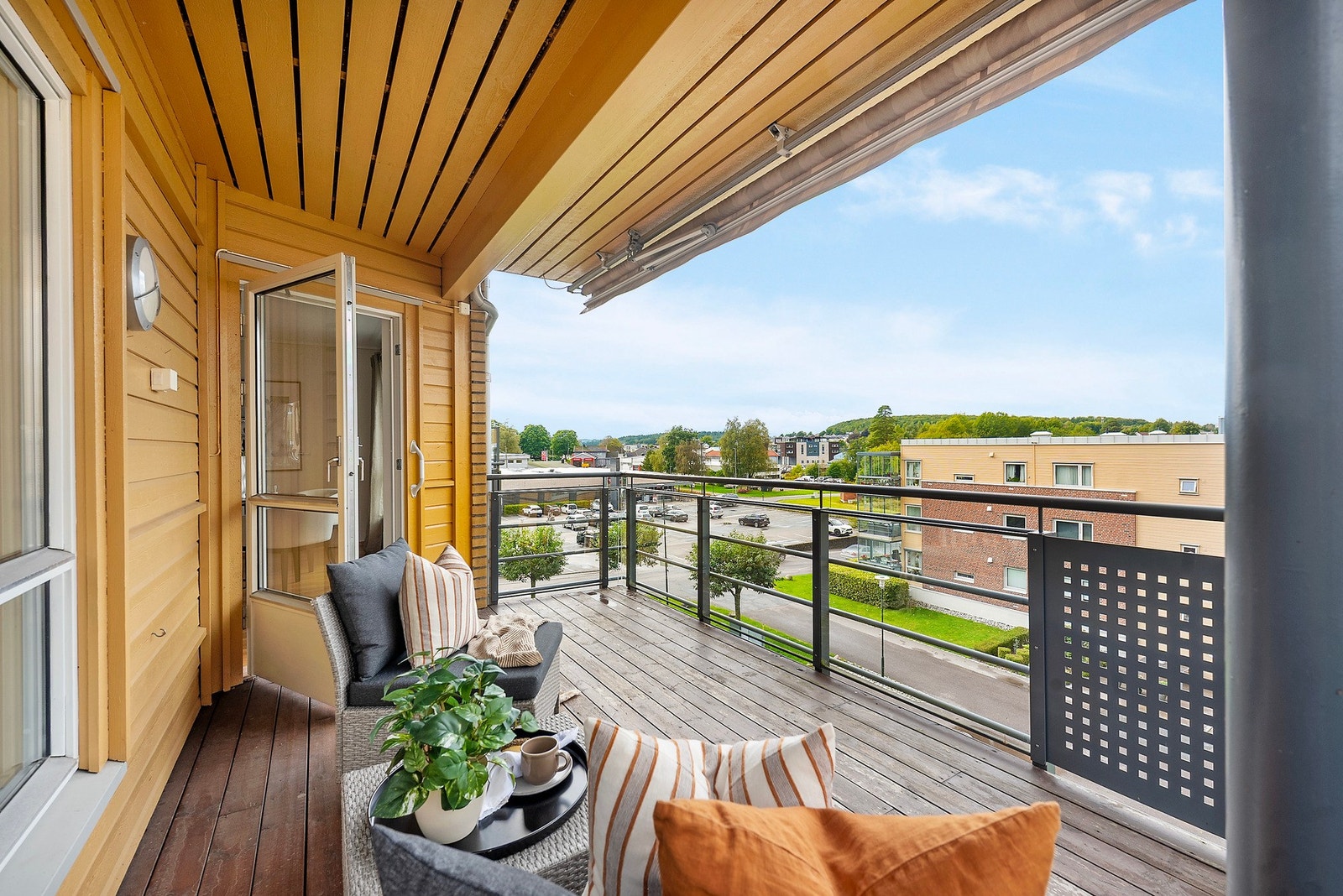 En sentralt beliggende leilighet - gangavstand til butikk og få meter fra alle sentrumsfasiliteter Galleribilde