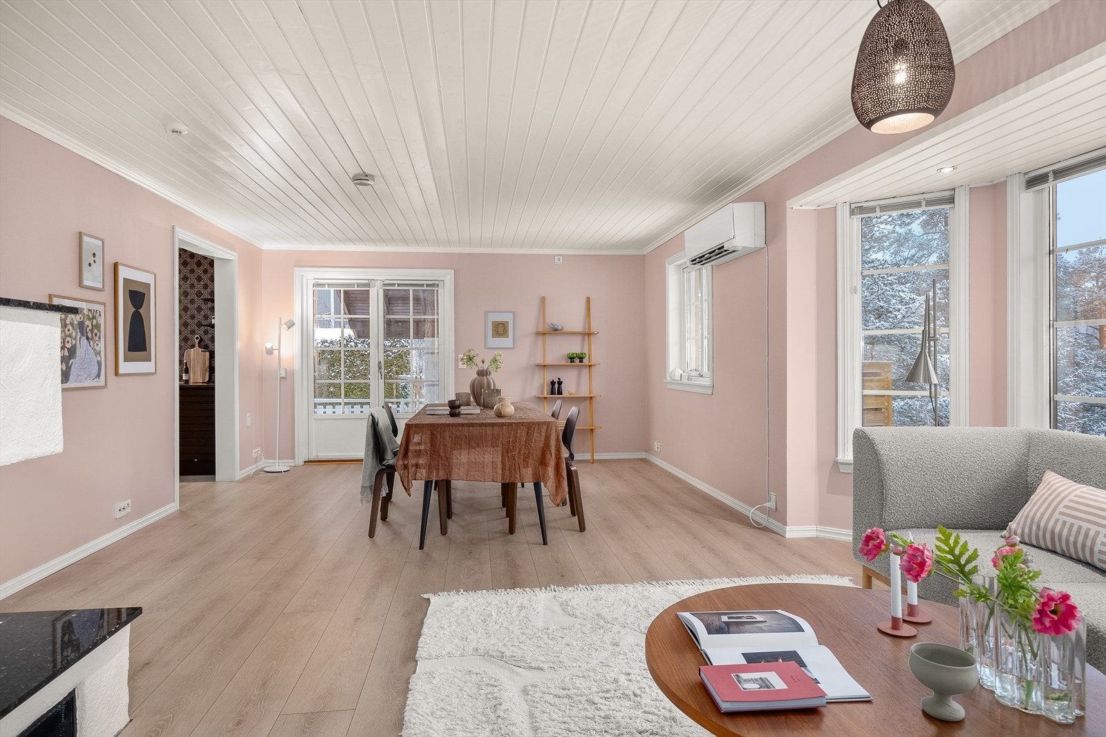 Luft til luft varmepumpe gir en jevn og god varme Galleribilde