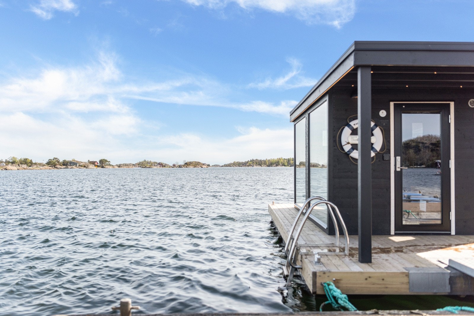 Hopp i det og flytt til Sandefjord og fantastiske Pingvinveien! Galleribilde