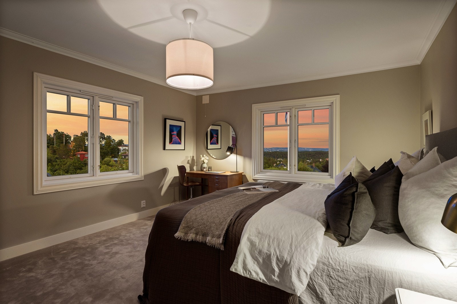 Hovedsoveommet er av god størrelse og har eget bad Galleribilde