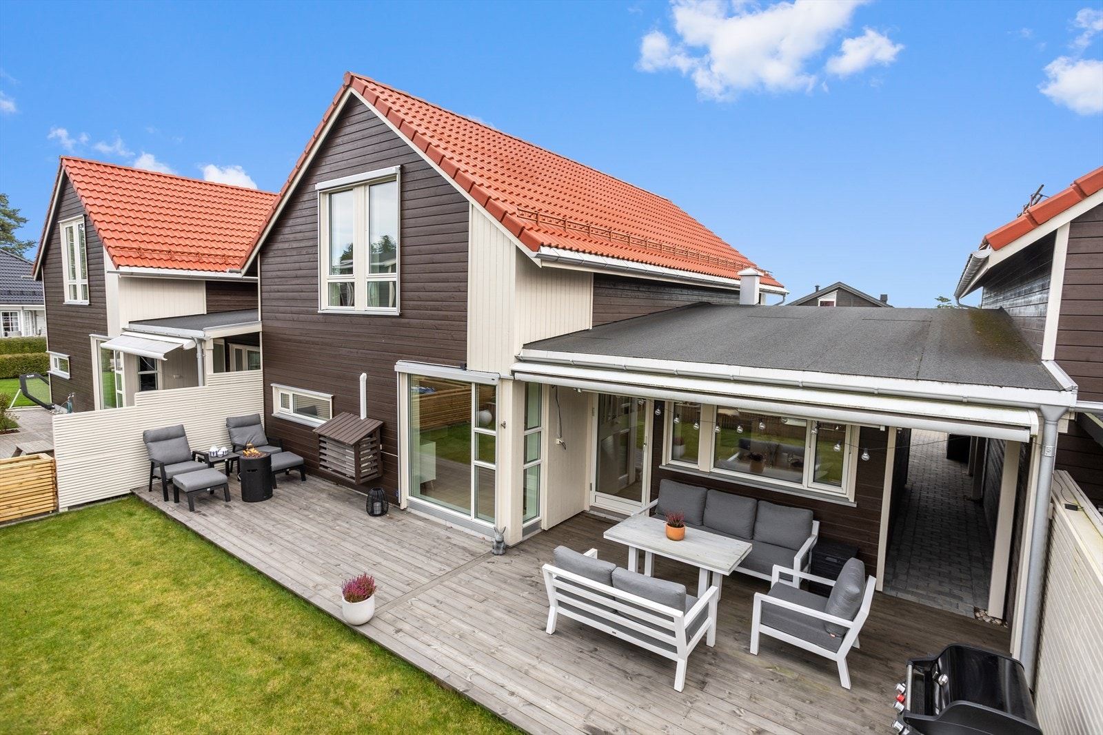 Velkommen til Marihøneveien 7, presentert av eiendomsmegler Jesper Snekkestad og Eiendomsmegler 1 Galleribilde