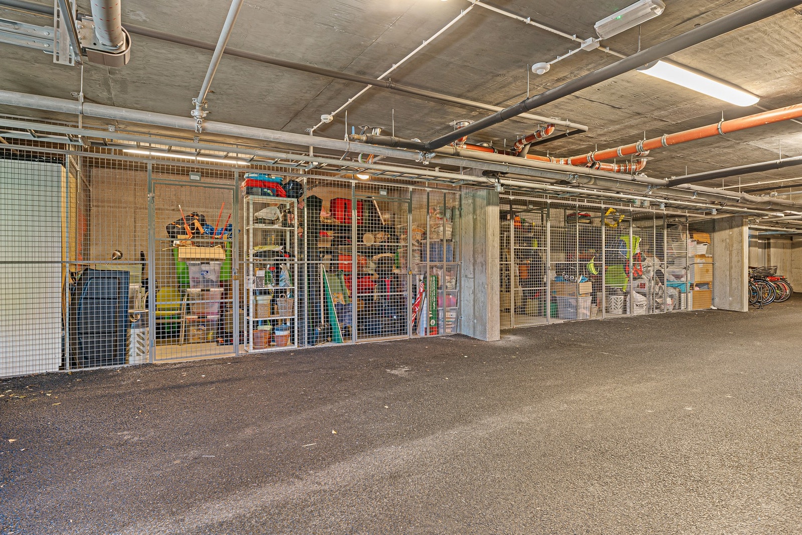 Det er også en egen bod som medfølger. Galleribilde
