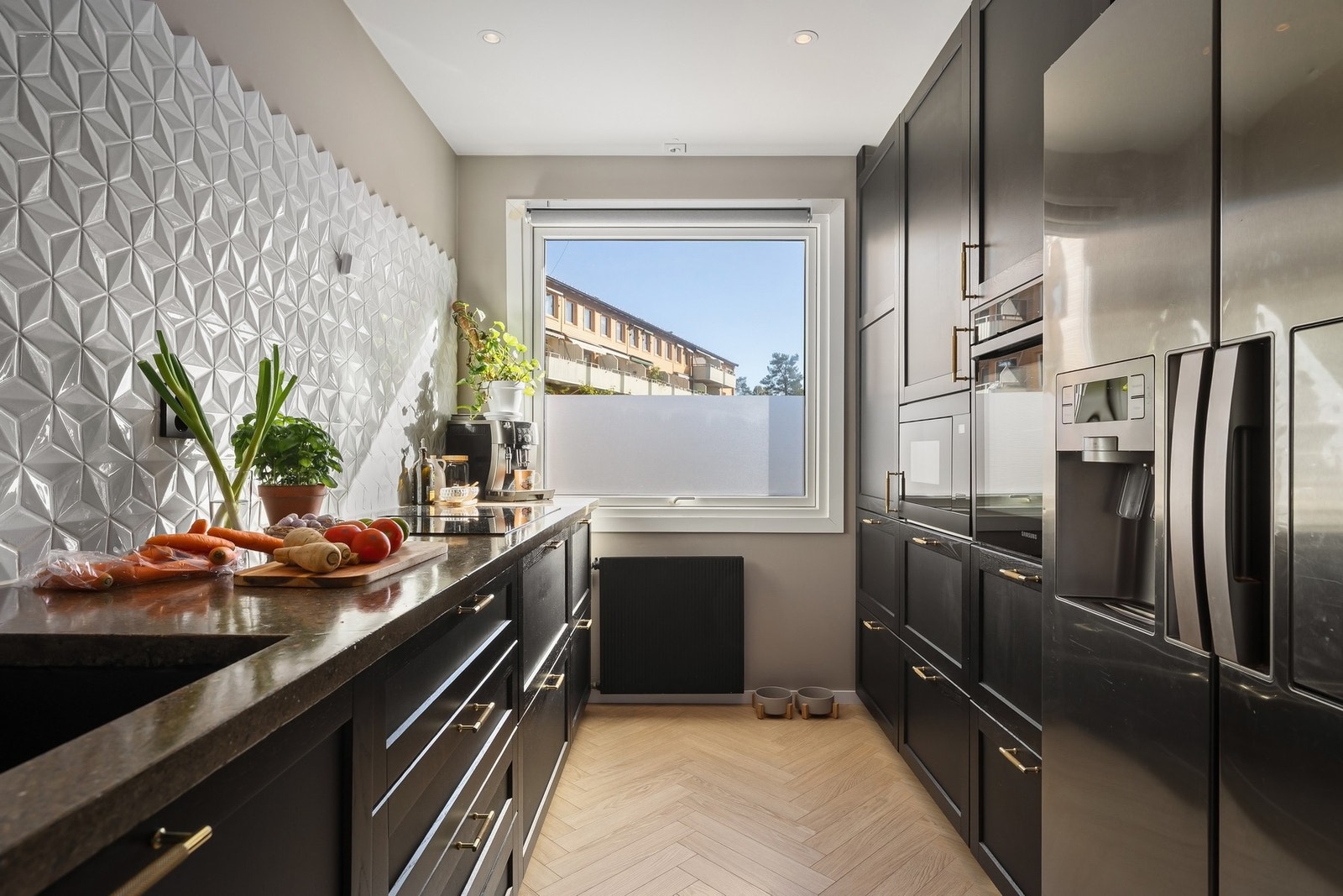 Ny kjøkkeninnredning i 2022 Galleribilde