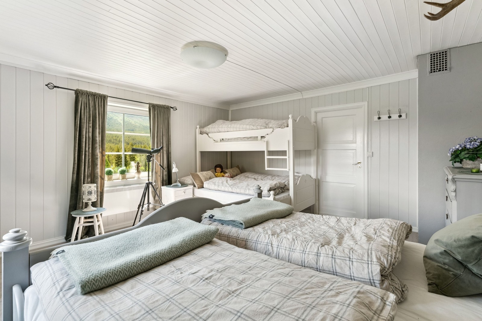 Soverom 2 etg Galleribilde