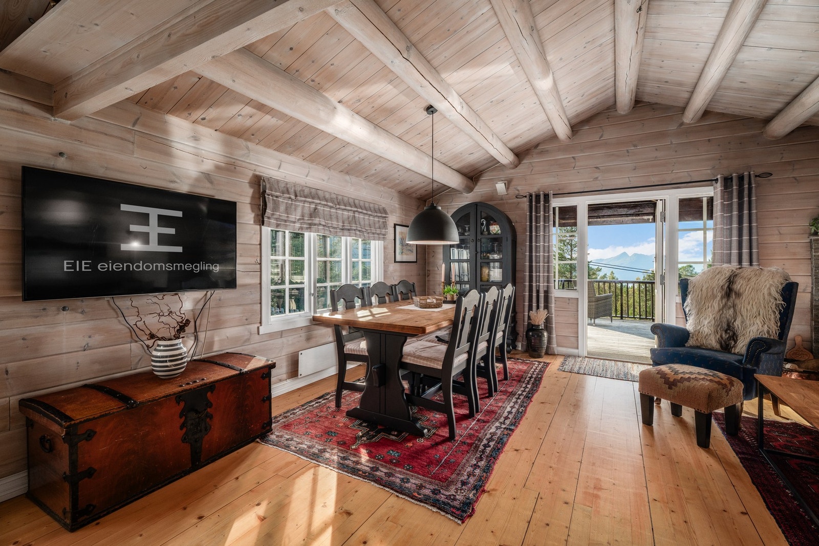 Dersom oppsatt tidspunkt for visning ikke passer, ta kontakt for å avklare muligheten for privatvisning. Galleribilde