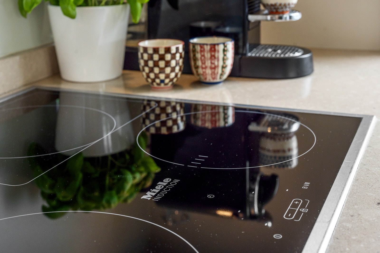 Kvänum kjøkken fra 2017 - Integrerte hvitevarer fra Miele Galleribilde