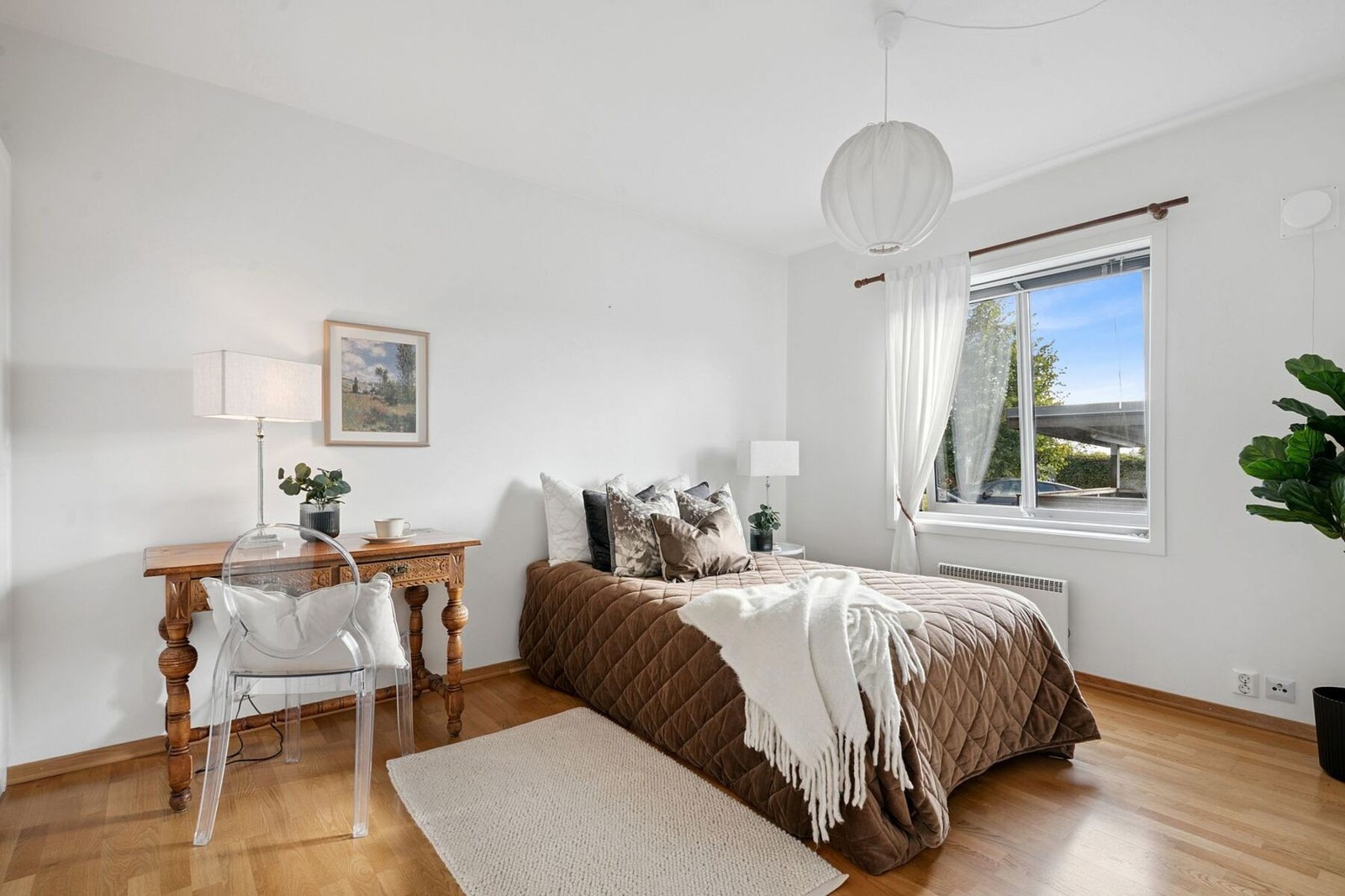 Hovedsoverommet får inn morgensolen. Galleribilde