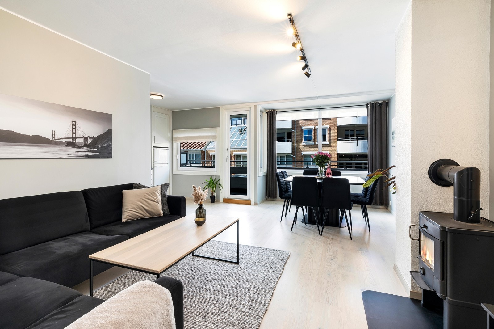 Velkommen til Kristian IVs gate 82C! Ta kontakt med megler ved spørsmål om boligen. Galleribilde