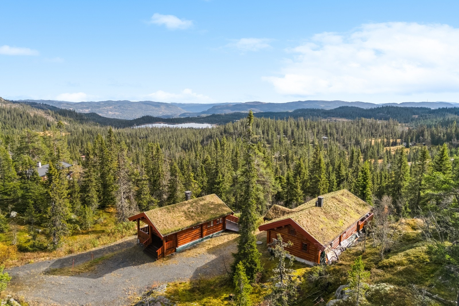 Privatmegleren ved Ole Eirik Thunshelle ønsker velkommen til Tiurknatten 50 Galleribilde