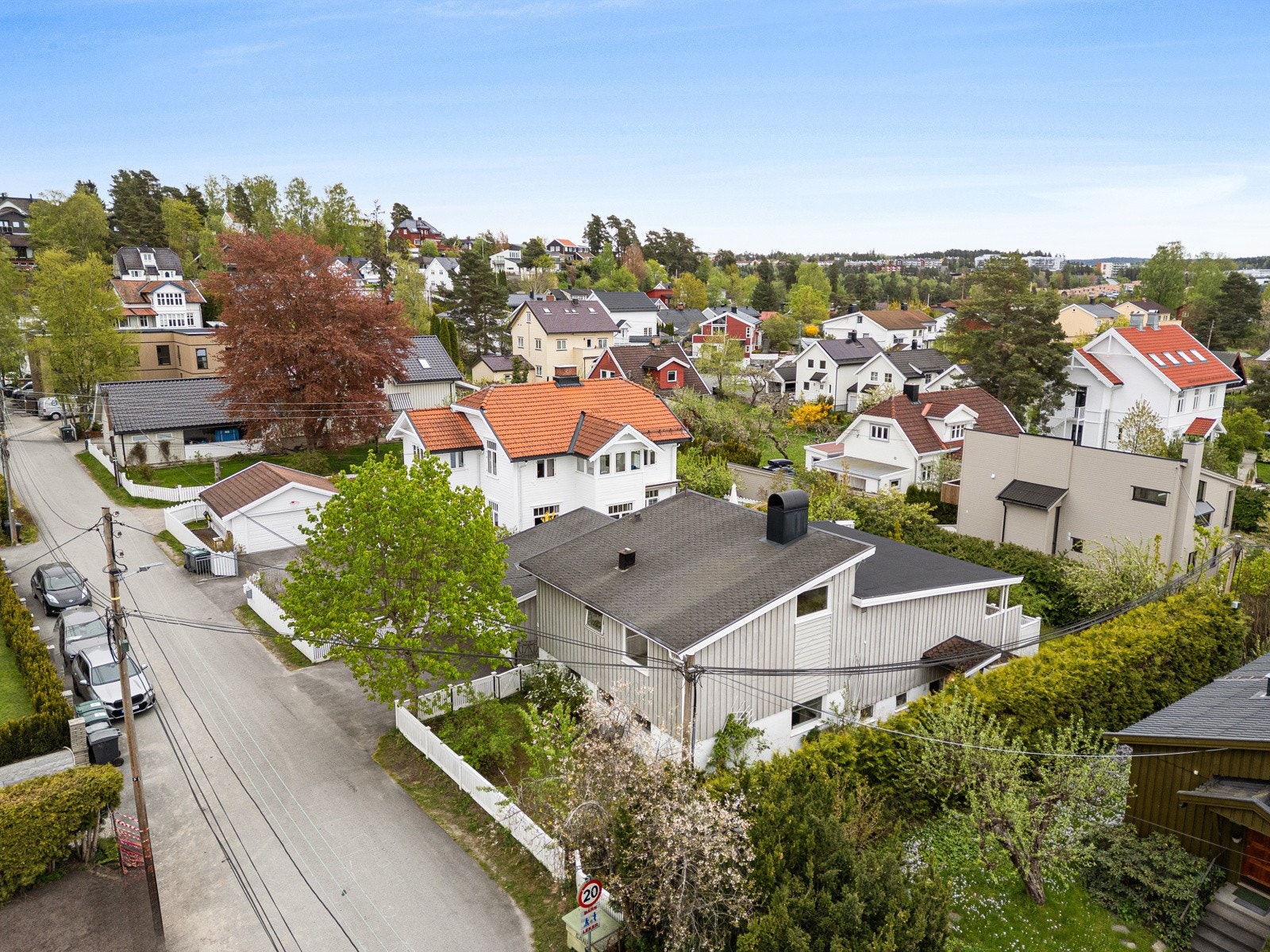 Velkommen til Kransen 1 - Arkitekttegnet hus som er full av karakter Galleribilde