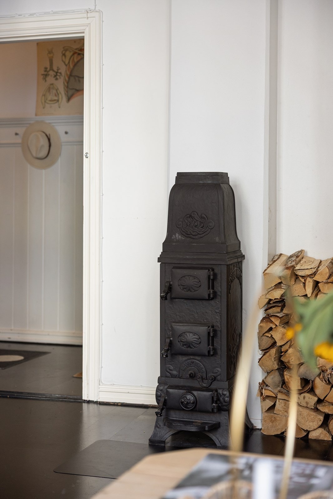 Lunt og koselig med vedovn. Galleribilde