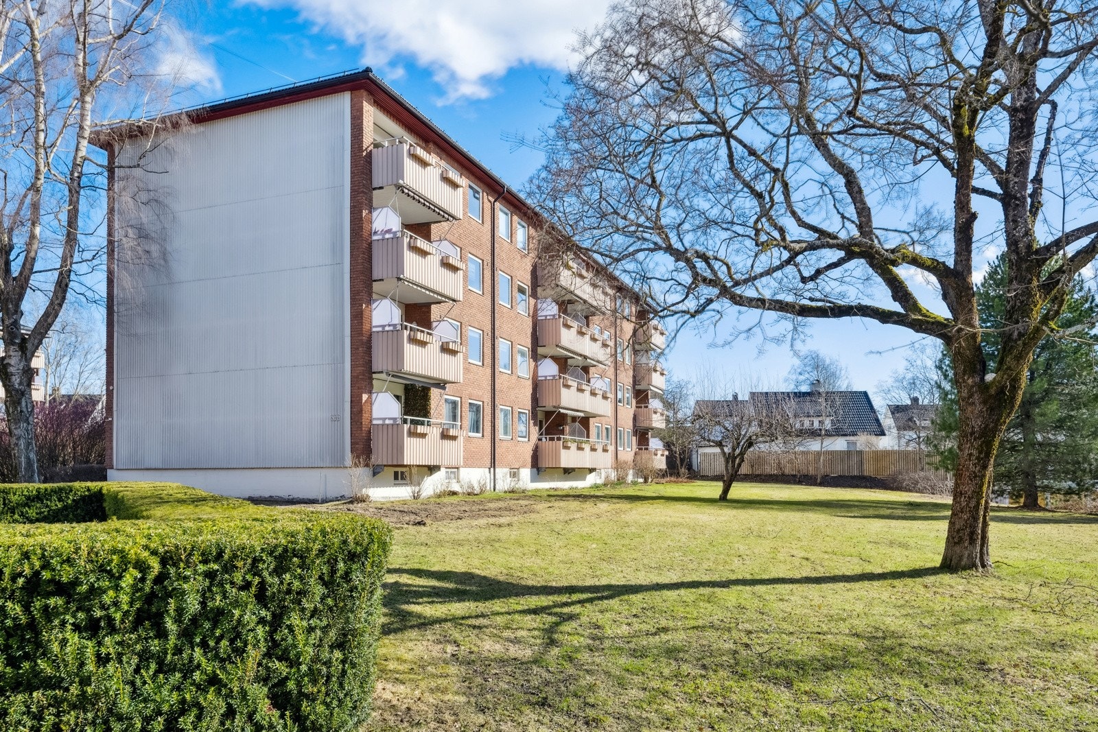 Fasade og fellesområder til borettslaget Galleribilde