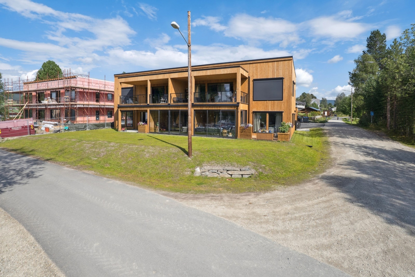 Velkommen til Skolegata 10C! En moderne og arealeffektiv leilighet i rolige omgivelser. Galleribilde