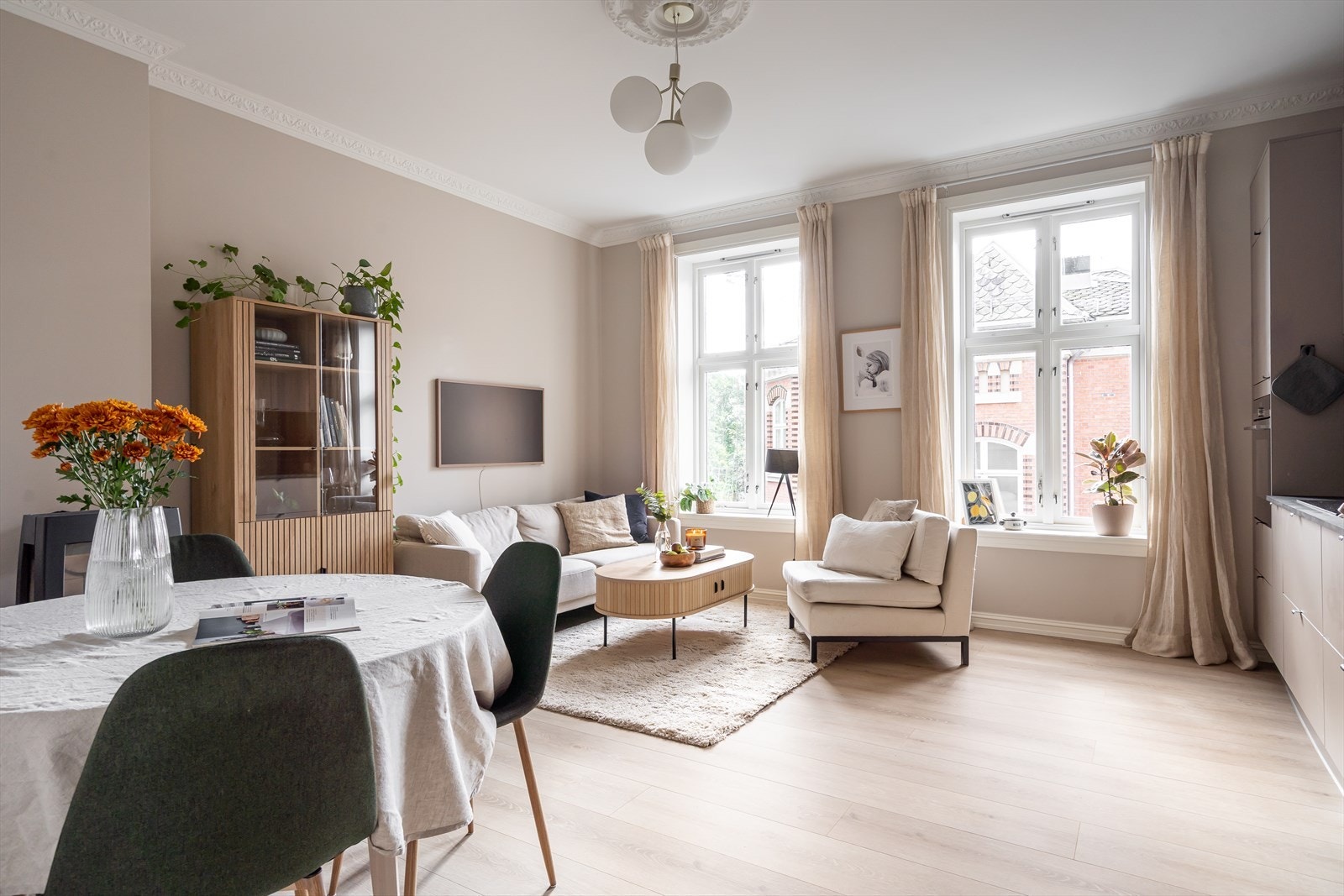 Velkommen til denne drømmen av en bolig, rett ved Birkelunden! Galleribilde