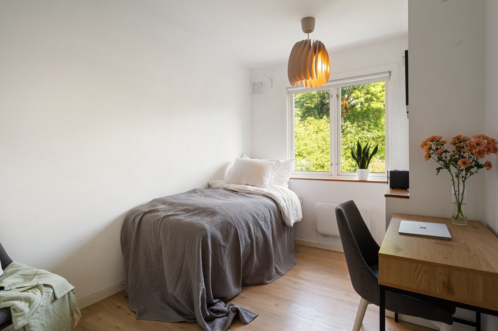 Soverom to (opprinnelig kjøkken) er perfekt som hjemmekontor, gjesterom eller barnerom Galleribilde