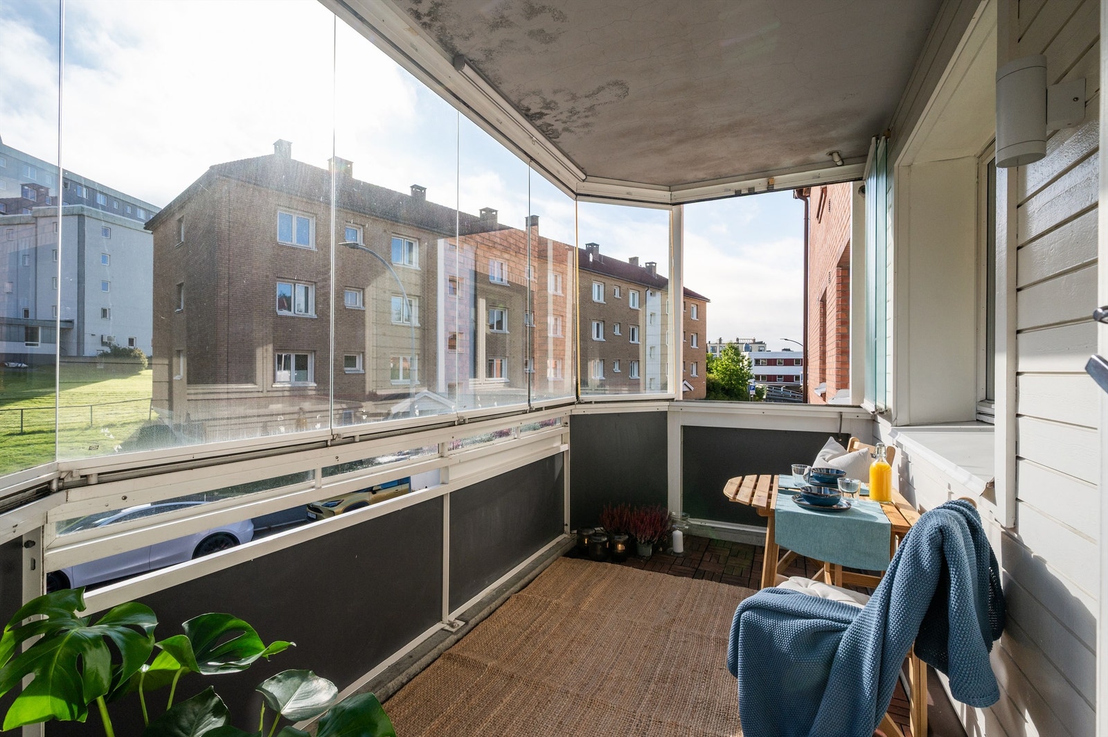 Hyggelig om romslig balkong. Her er det lov å grille med både gass- og elektrisk grill Galleribilde