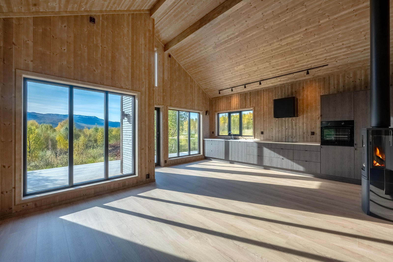 Lun og hyggelig stue med rom for koselige stunder. Galleribilde