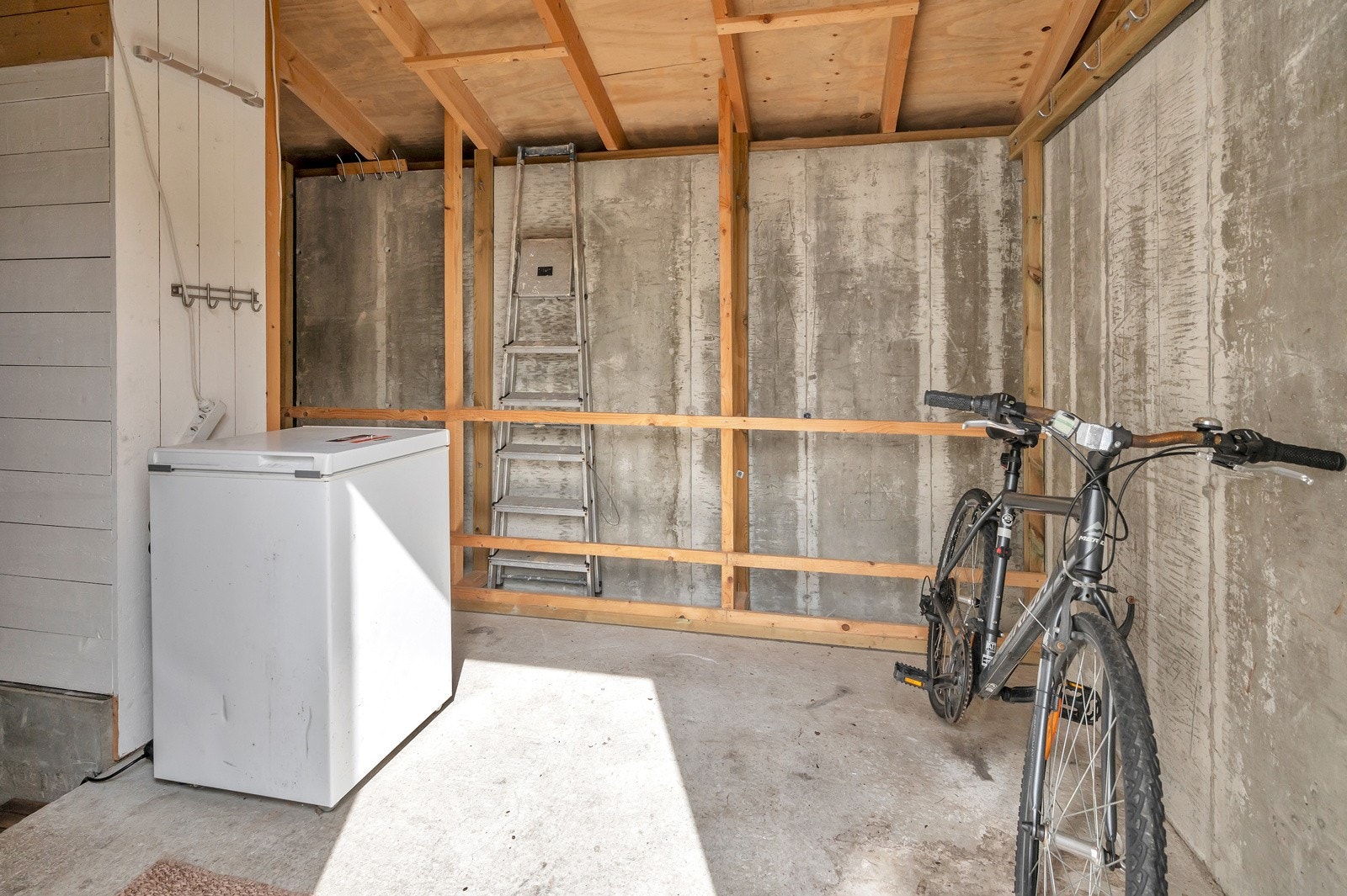 Utvendig bod Galleribilde