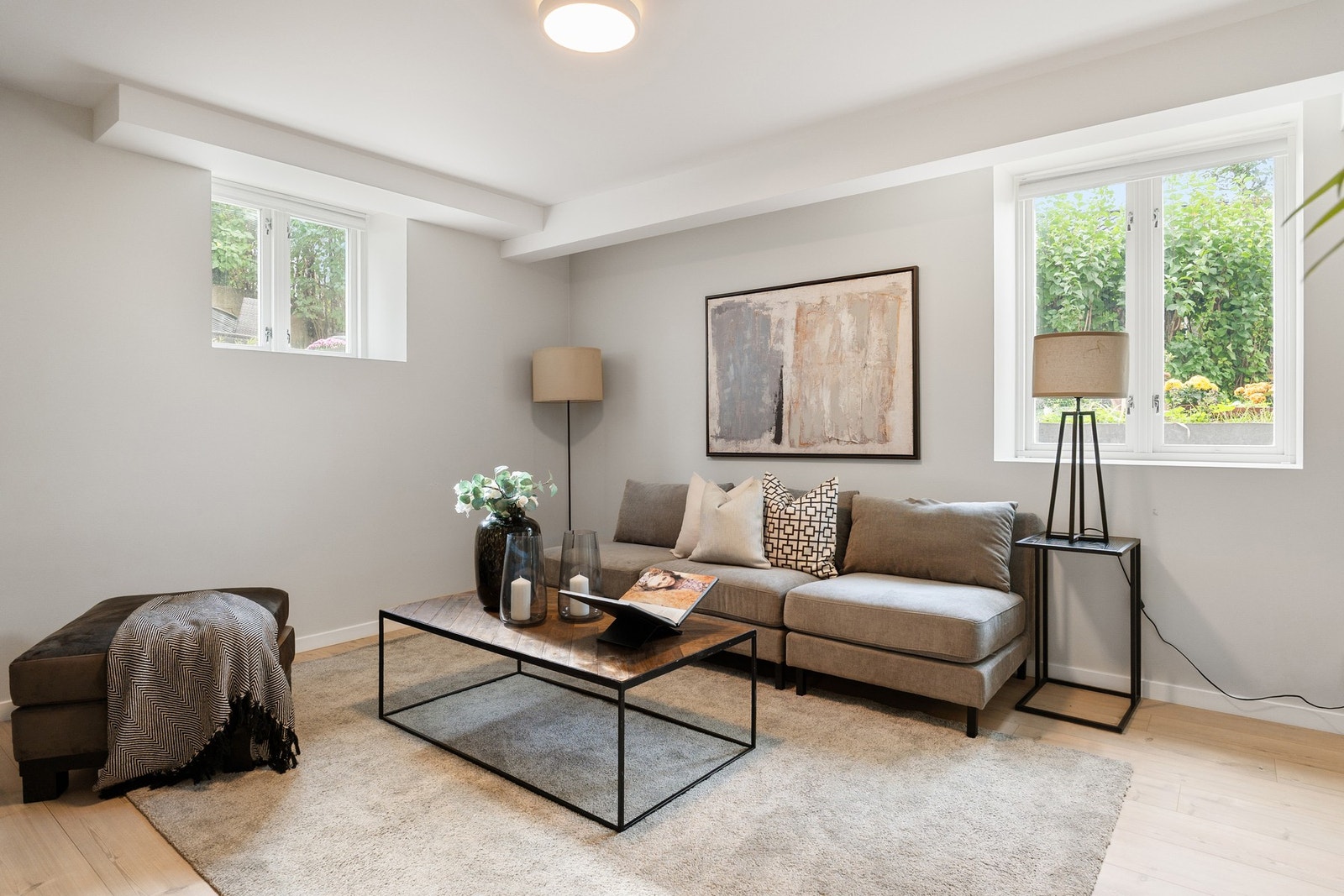 Leiligheten har 3 soverom. Soverom 1 fra kjøkkenet er innredet som stue. Galleribilde