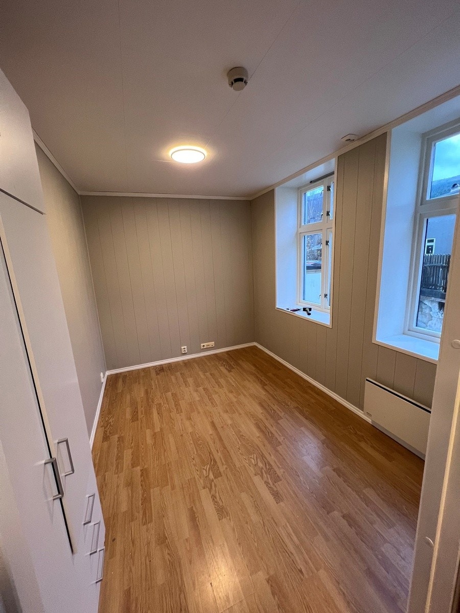 Rom A- Ledig Galleribilde