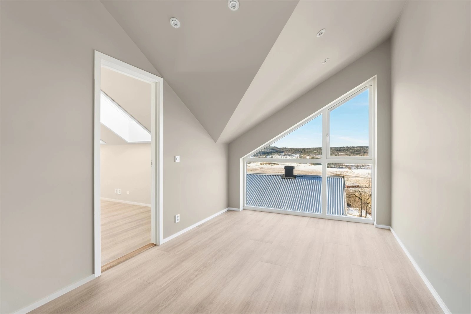 Hovedsoverom - bilder av denne boligen er fra "8C". Boligen er speilvendt av det bildene viser. Galleribilde