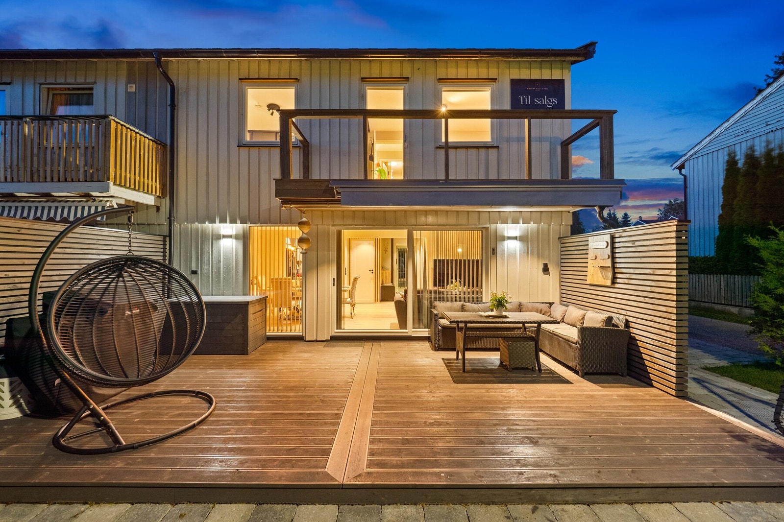 Eiendommen ligger i et populært og veletablert boligfelt på Pepperstad skog i Vestby kommune. Galleribilde