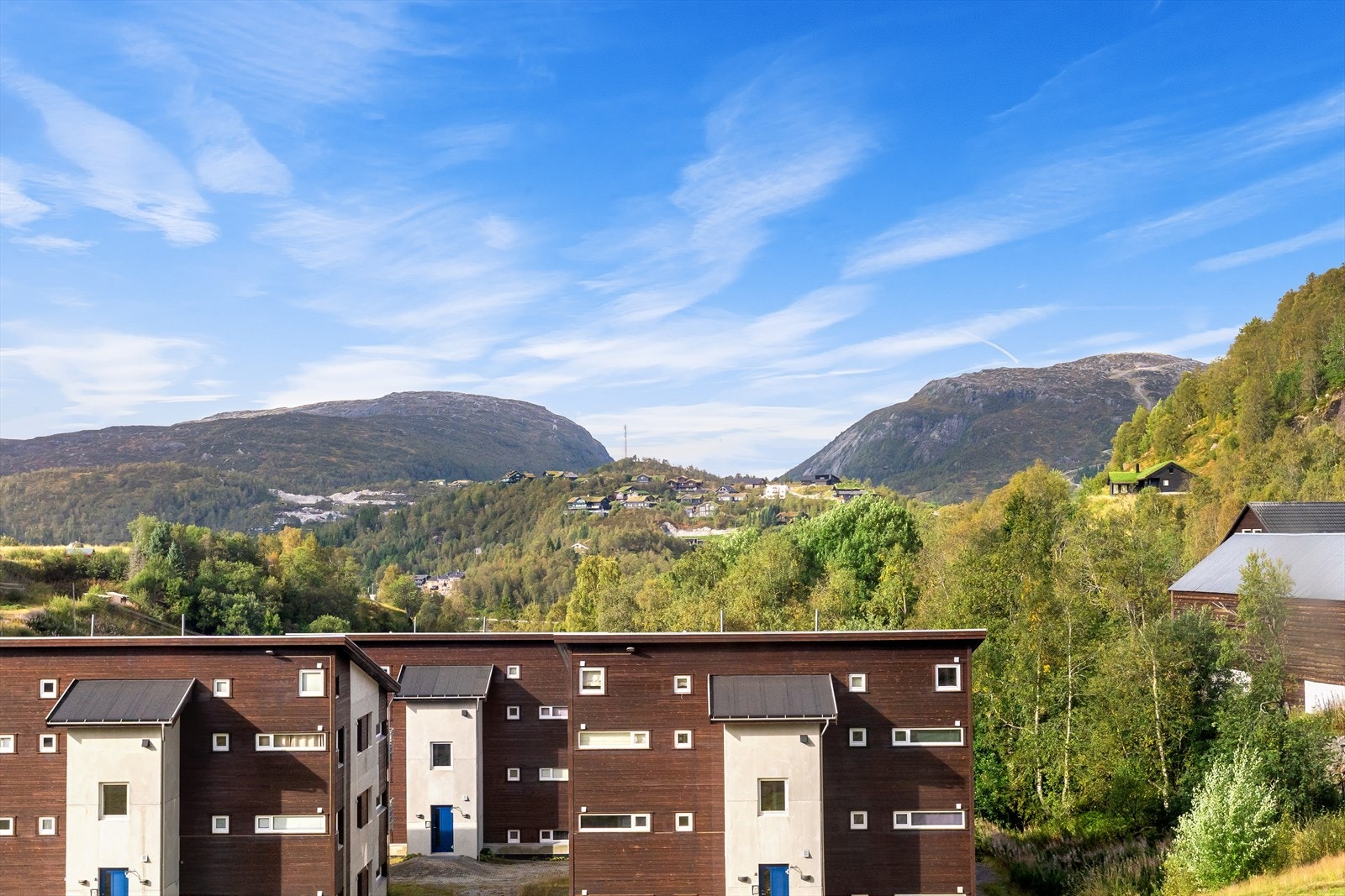 - Like flott utsikt vinter og sommer - Galleribilde