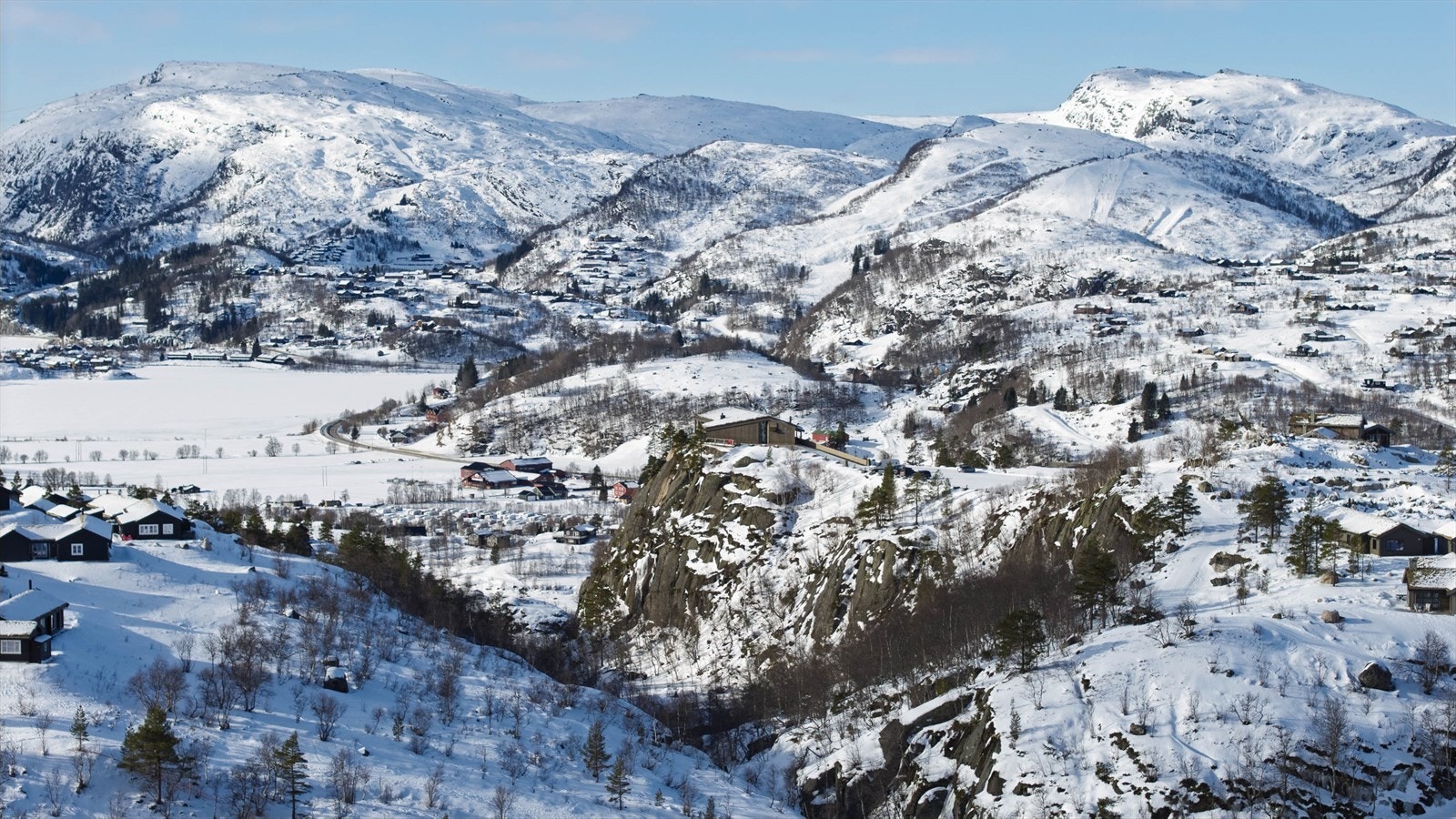 - Vakre Sirdal med flere restauranter, skitrekk, turløyper og fritidsaktiviteter - Galleribilde