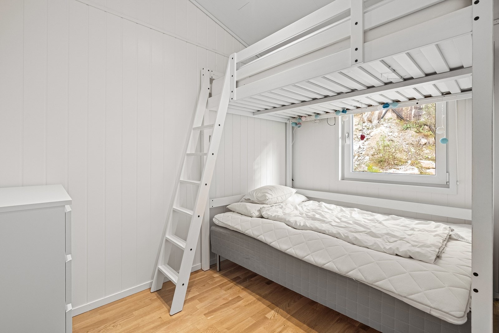 - Det ene rommet har køysenger, og soverom 3 har dobbeltseng - Galleribilde