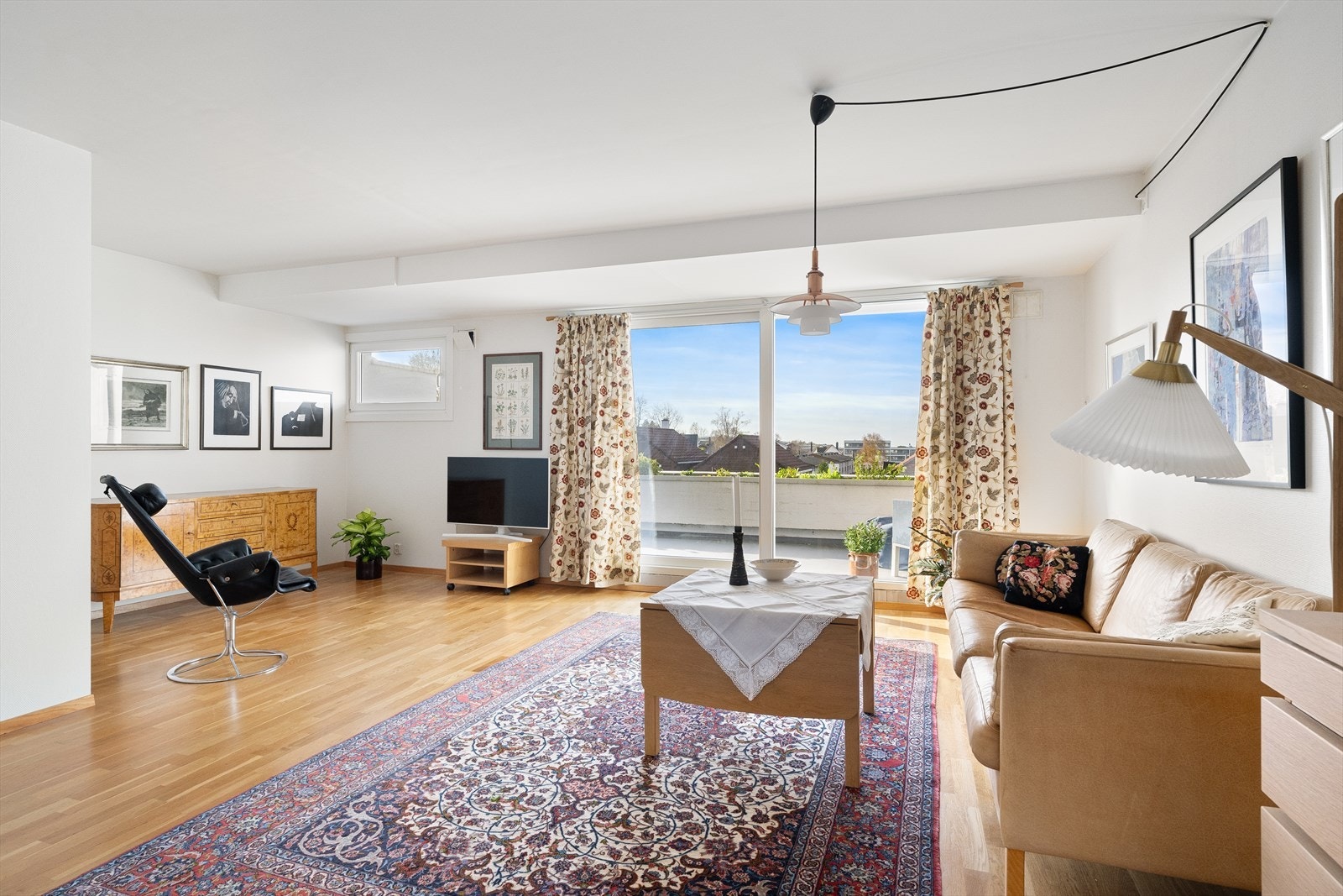 Velkommen til Tennisveien 9, 3.etg! Galleribilde