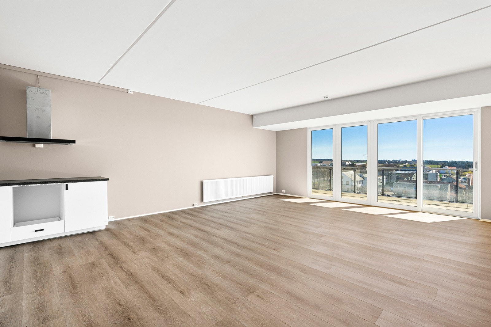 Lys og stor stue Galleribilde