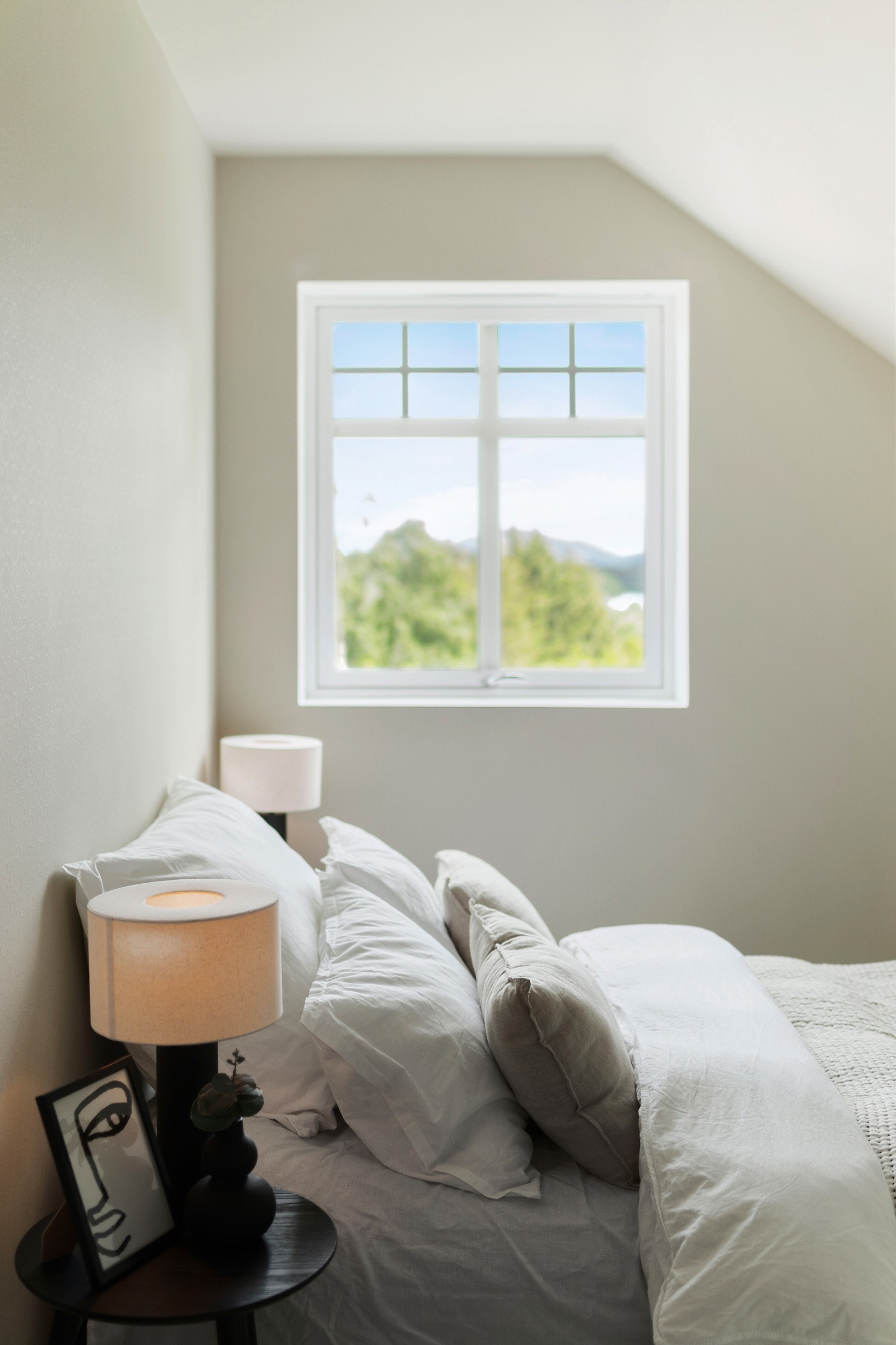 - her fra det største på loftet. Galleribilde