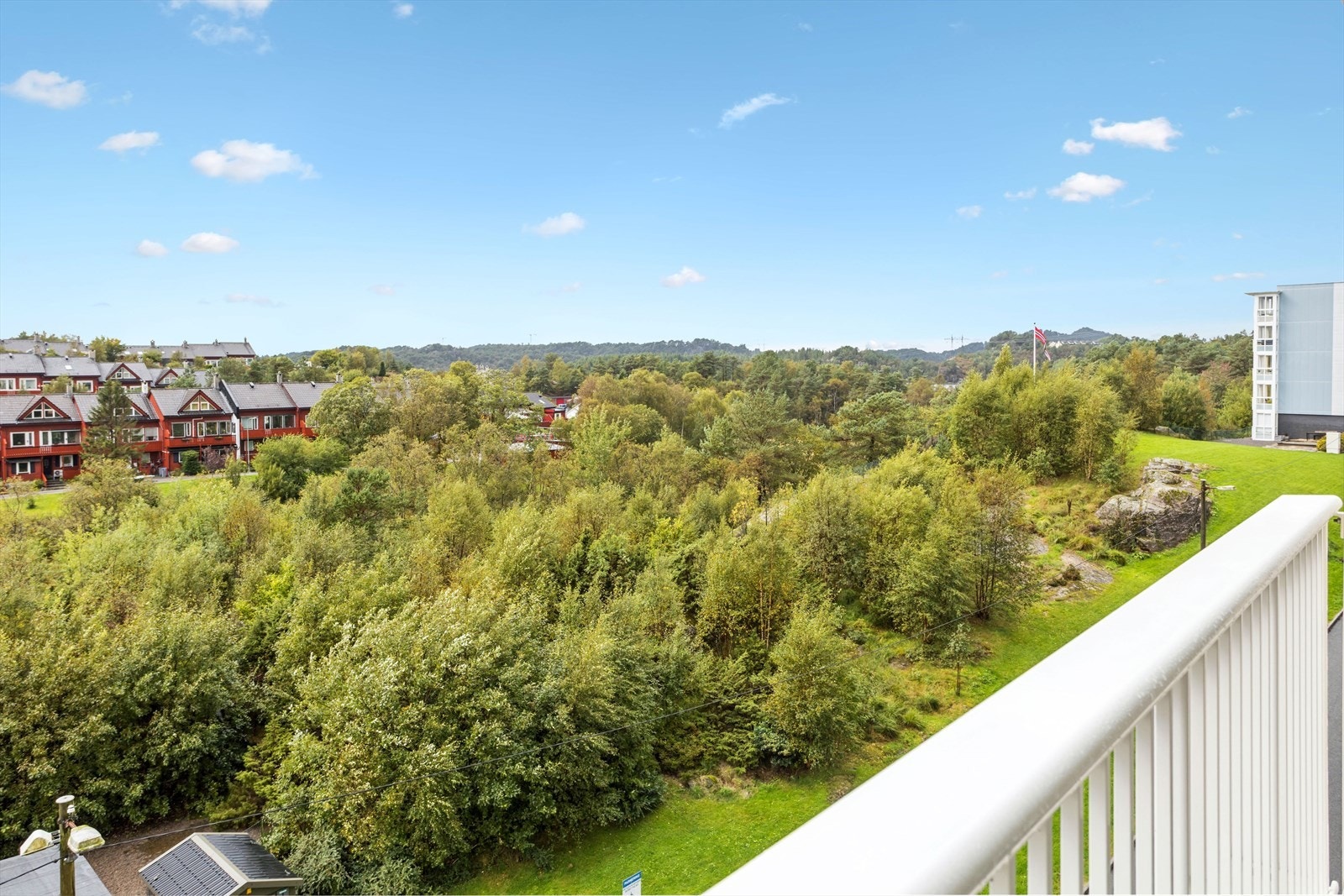 Flott, vid utsikt fra balkong. Galleribilde