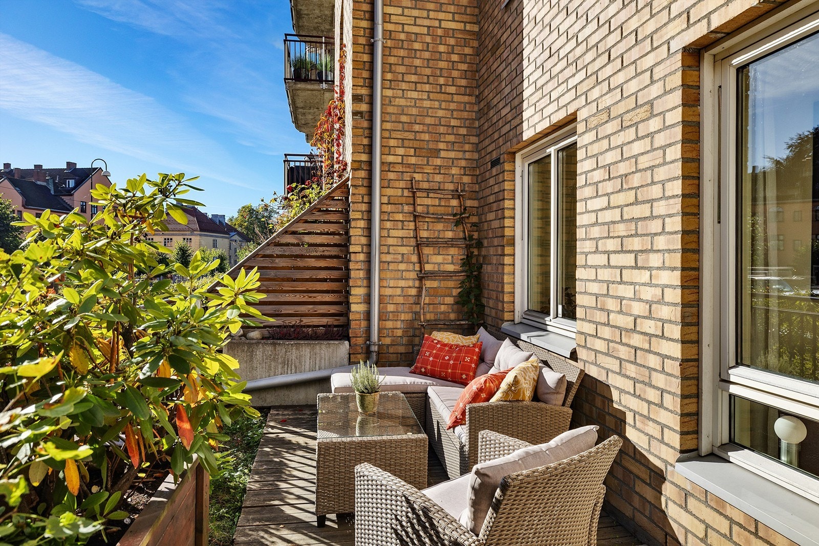 Solrik sørvendt uteplass på hele 16 kvm. Galleribilde