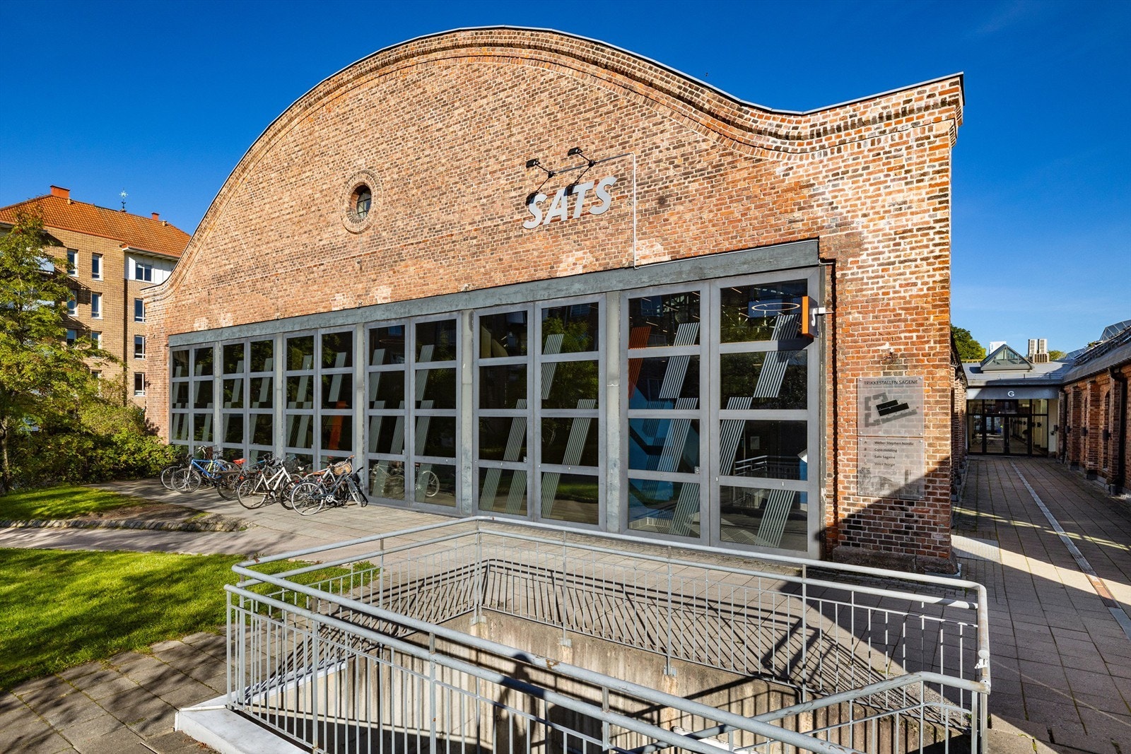 Treningssenteret SATS ligger i nabobygget. Galleribilde