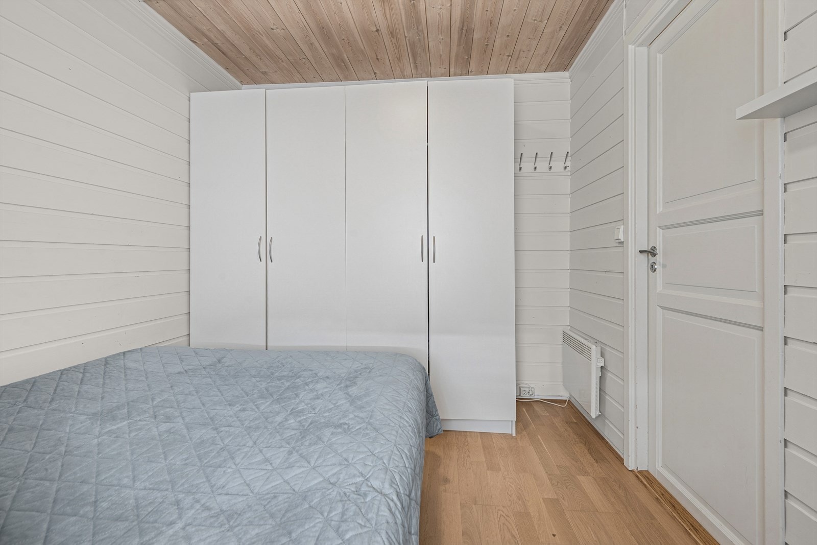 Det er også plass for gode garderobeløsninger. Galleribilde