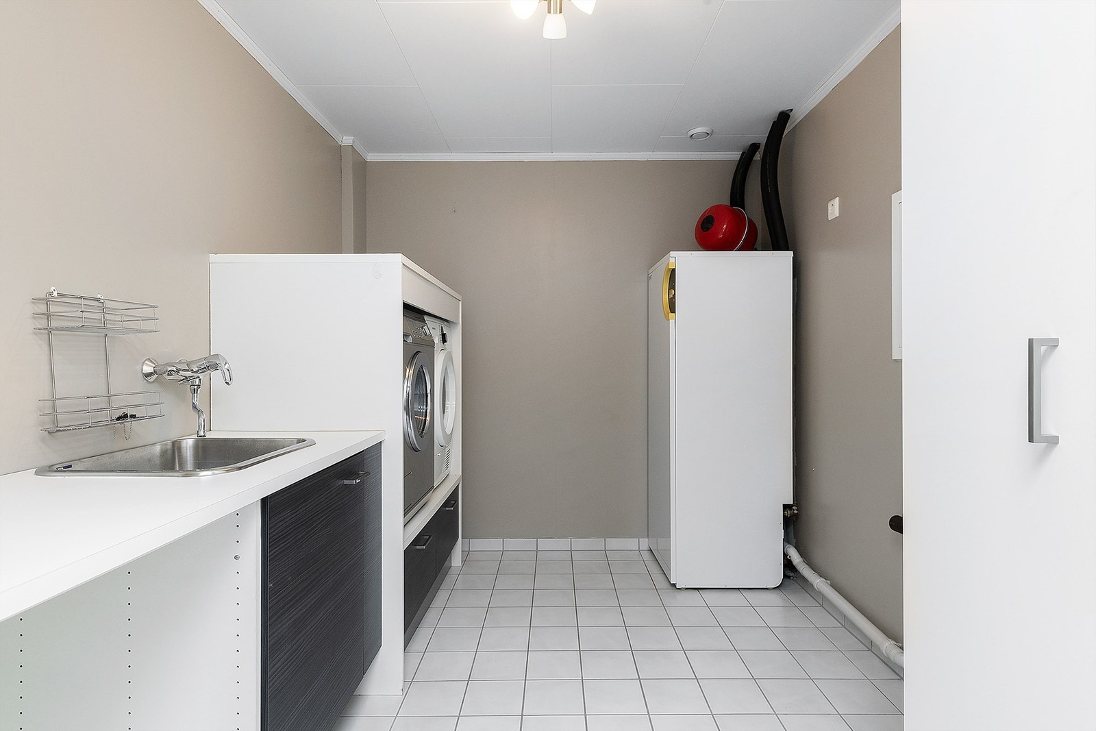 Vaskerom Galleribilde