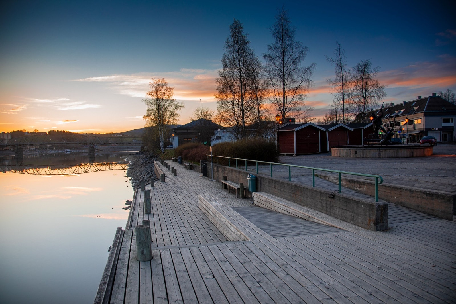Sundet ligger vakert til ved Vorma. Galleribilde