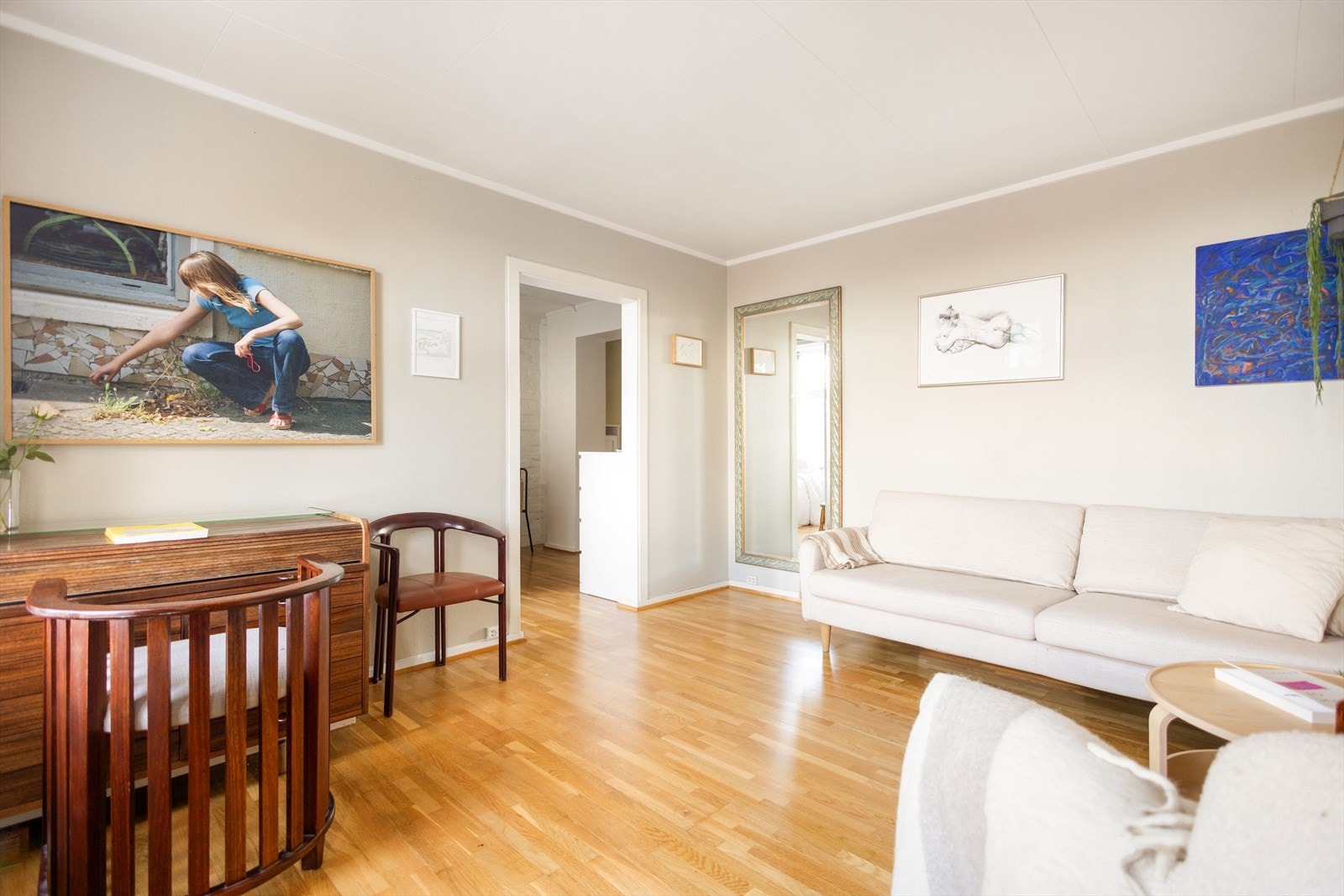 Rommet er enkelt å møblere og tilpasse etter egne ønsker og behov. Galleribilde