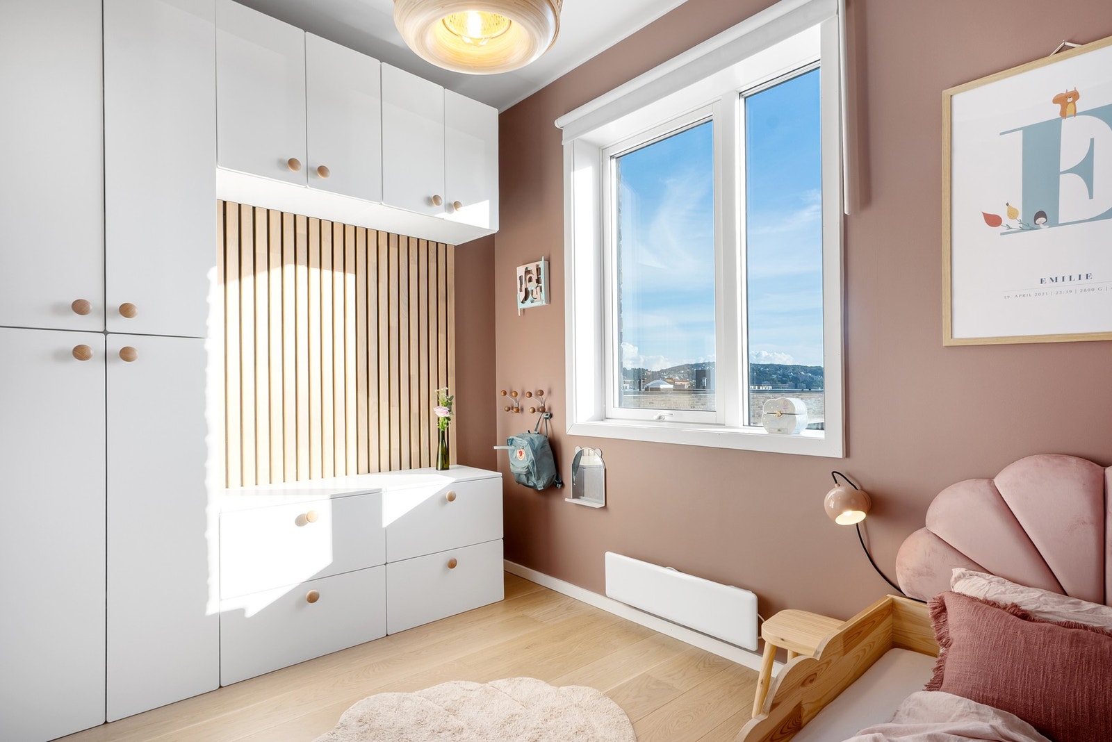 Med tre separate soverom gir boligen mange muligheter Galleribilde