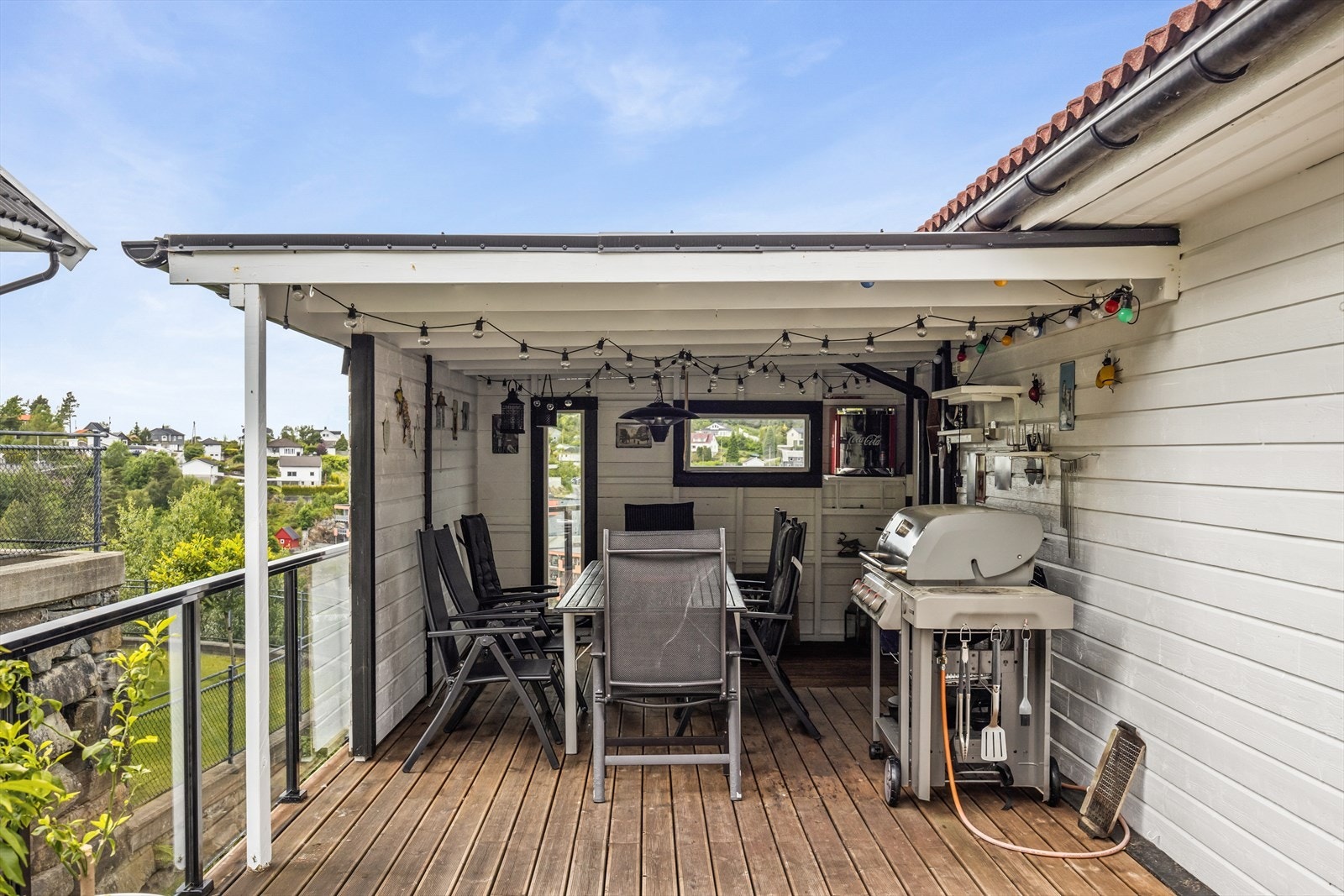 Åpen "hagestue" - perfekt for hyggestunder med familie og venner. Galleribilde