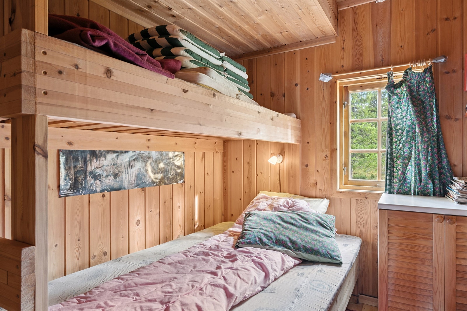 Det tredje soverommet har også køyeseng og plass til oppbevaring. Galleribilde