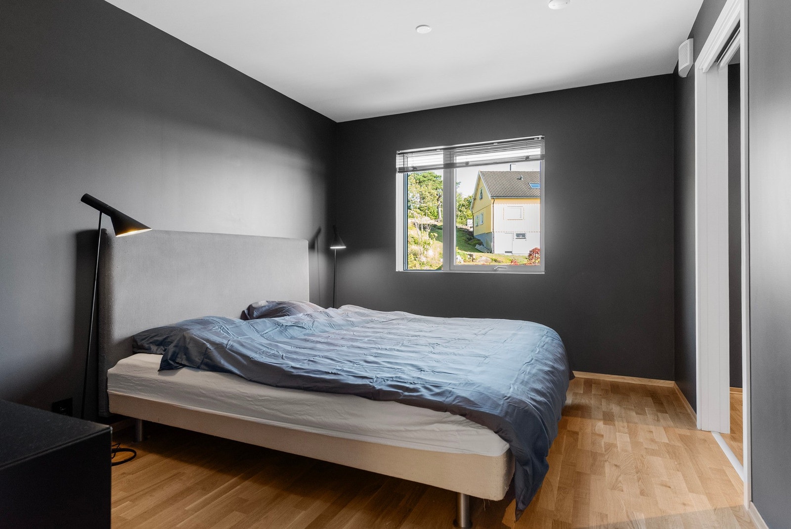 I denne etasjen finner du ett av de 3 soverommene Galleribilde