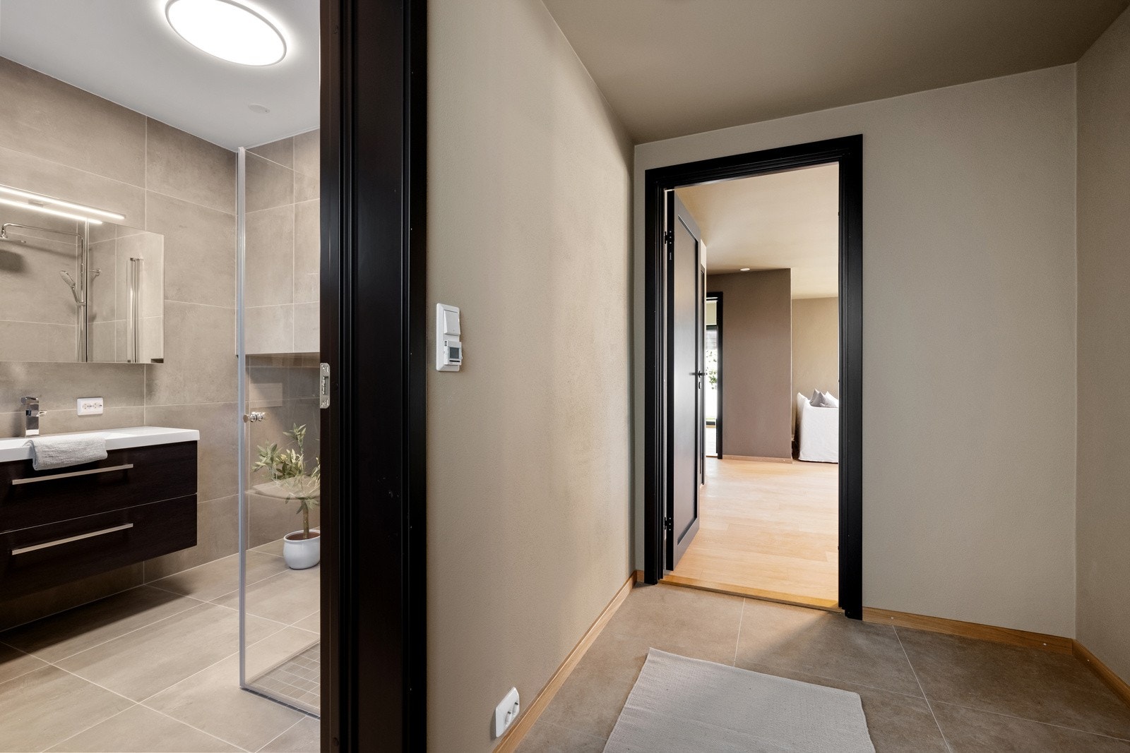 Bad - underetasje. Galleribilde