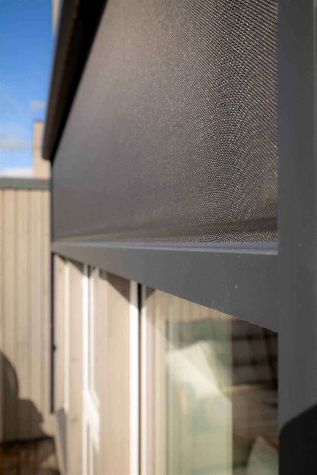 Utvendig solskjerming bidrar til et behagelig inneklima. Galleribilde